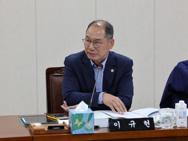 제386회 정례회 경제관광문화위원회 행정사무감사 첨부이미지 : 24년11월01일 제386회 정례회 경제관과운화위원회 행정사무감사 - 083.jpg