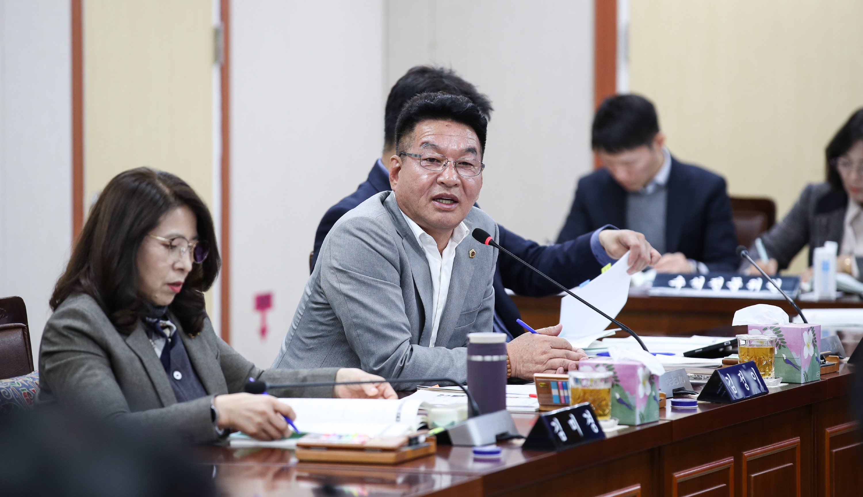제386회 정례회 보건복지환경위원회 행정사무감사 첨부이미지 : 24년11월07일 제386회 정례회 보건복지환경위원회 행정사무감사_30.jpg