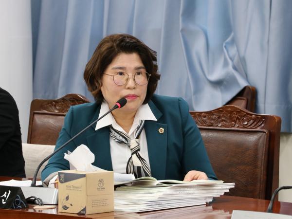 제386회 정례회 기획행정위원회 행정사무감사 첨부이미지 : 24년11월07일 제386회 정례회 기획행정위원회 행정사무감사 - 029.jpg