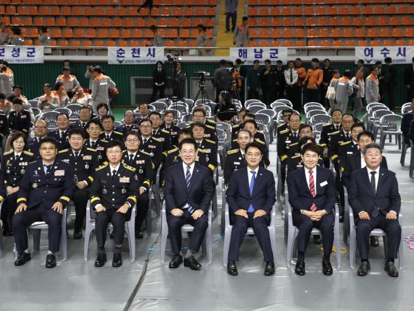 제41회 전남의용소방대 기술경연대회 첨부이미지 : 24년10월22일 제41회 전남의용소방대 기술경연대회_11.jpg
