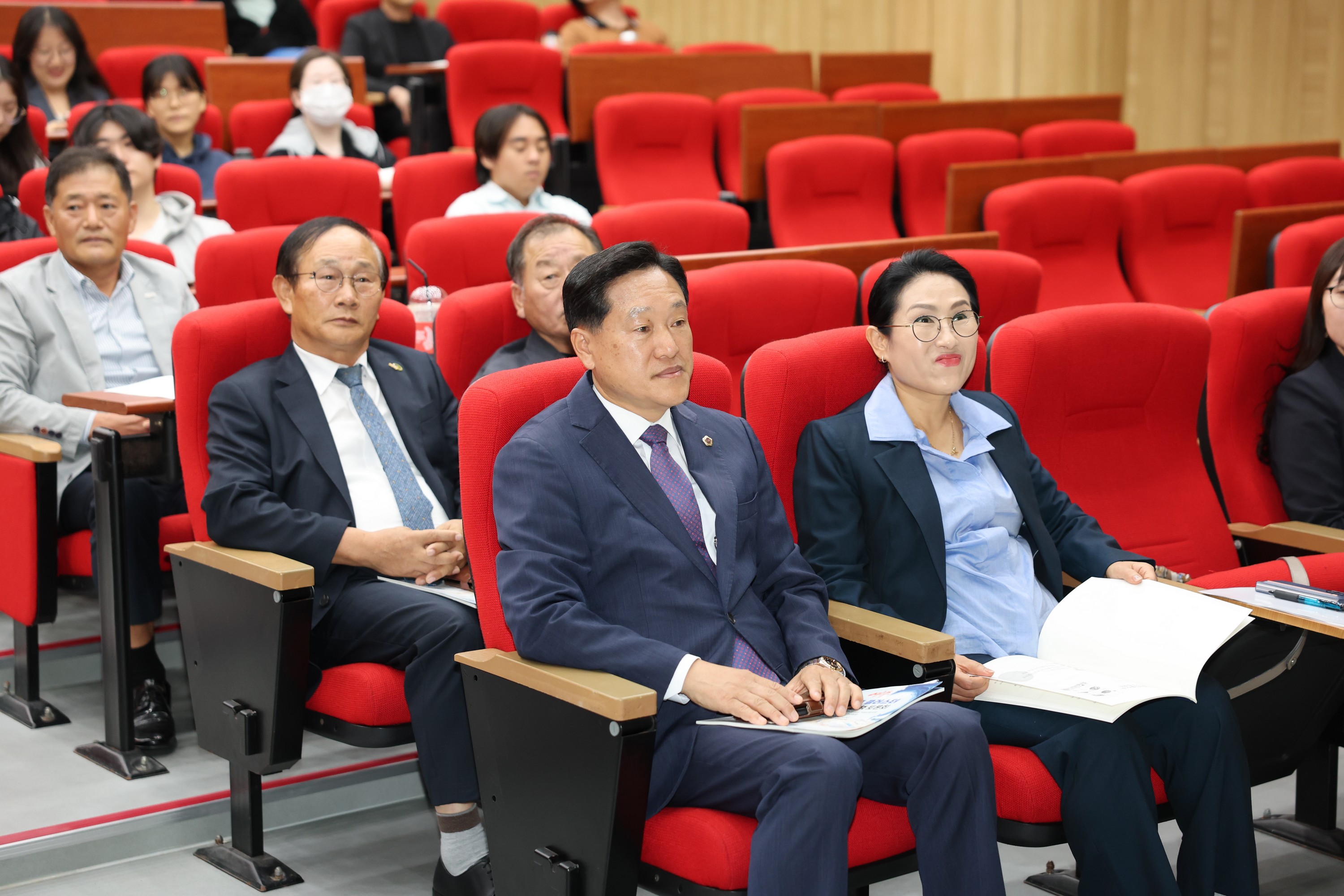 여수 수산식품클러스터 조성사업 정책 토론회 첨부이미지 : 24년10월10일 여수 수산식품클러스터 조성사업 정책 토론회 - 014.jpg