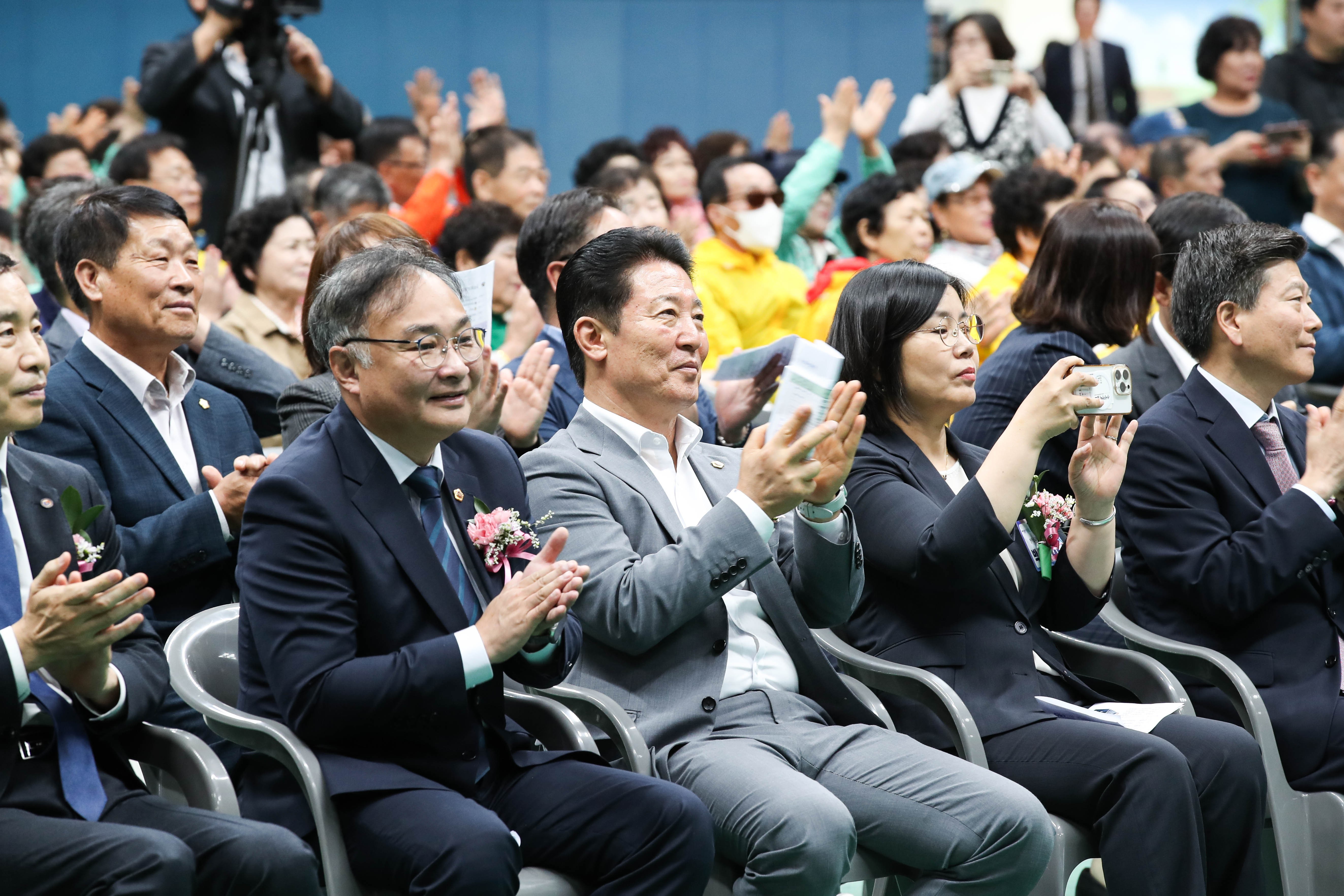 제3회 전라남도 상인의 날 첨부이미지 : 24년10월10일 제3회 전라남도 상인의 날_02.jpg