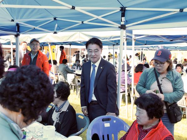 제3회 전라남도 상인의 날 첨부이미지 : 24년10월10일 제3회 전라남도 상인의 날_02.jpg