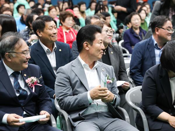 제3회 전라남도 상인의 날 첨부이미지 : 24년10월10일 제3회 전라남도 상인의 날_03.jpg