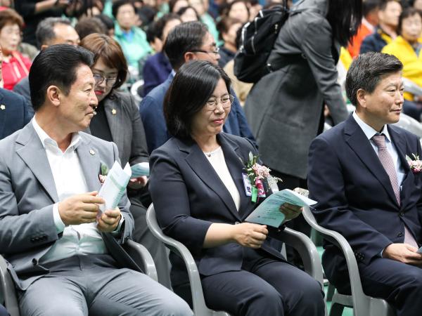 제3회 전라남도 상인의 날 첨부이미지 : 24년10월10일 제3회 전라남도 상인의 날_03.jpg