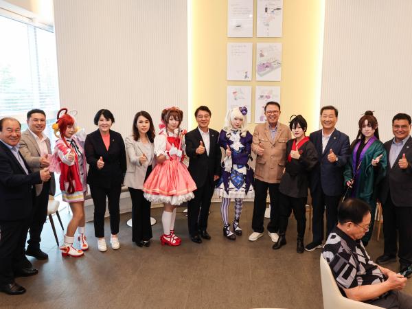 허영만 데뷔 50주년 기획전시 개막식 첨부이미지 : 24년08월06일 허영만 데뷔 50주년 기획전시 개막식_01.jpg