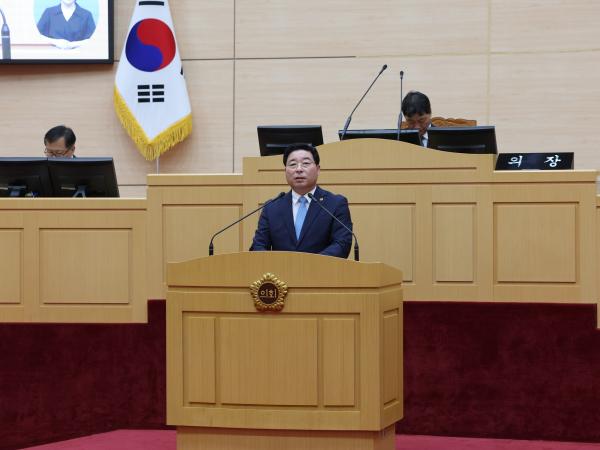 제381회 제1차 정례회 제2차 본회의 첨부이미지 : 24년06월18일 제381회 정례회 제2차 본회의 - 076.jpg
