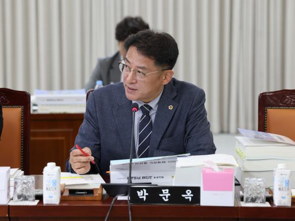 전라남도 2023회계연도 결산 및 예비비 승인 심사 첨부이미지 : 24년06월12일 전라남도 2023회계연도 결산 및 예비비 승인 심사 - 019.jpg