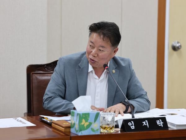 제381회 정례회 안전건설소방위원회 결산 등 회의 첨부이미지 : 24년06월04일 제381회 정례회 안전건설소방위원회 결산 등 회의 - 060.jpg