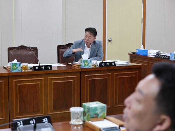 제381회 정례회 안전건설소방위원회 결산 등 회의 첨부이미지 : 24년06월04일 제381회 정례회 안전건설소방위원회 결산 등 회의 - 062.jpg