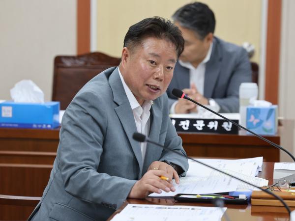 제381회 정례회 안전건설소방위원회 결산 등 회의 첨부이미지 : 24년06월04일 제381회 정례회 안전건설소방위원회 결산 등 회의 - 065.jpg