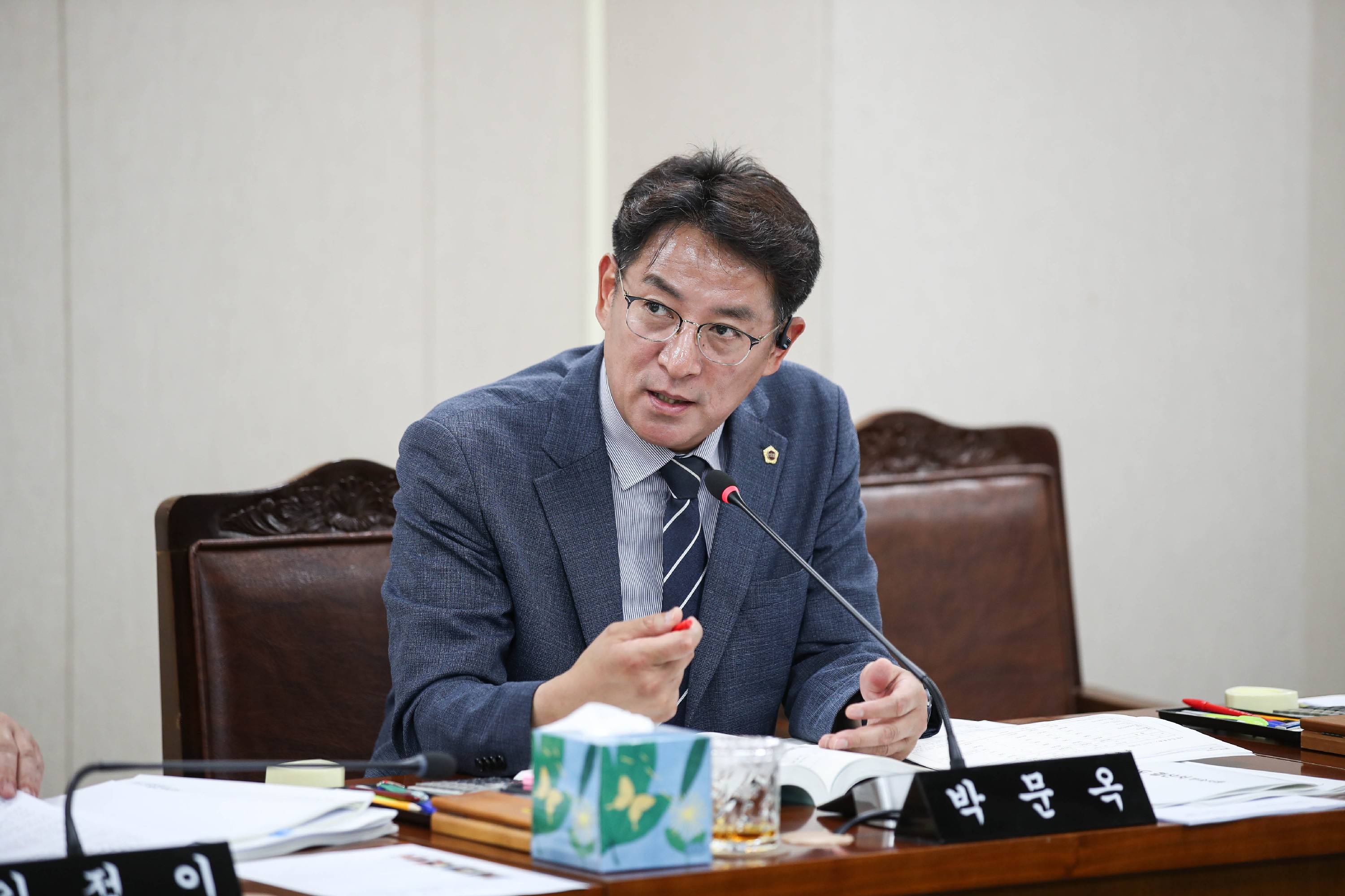 제381회 전라남도의회 제1차 정례회 안전건설소방위원회 회의 첨부이미지 : 06월03일 제381회 전라남도의회 제1차 정례회 안전건설소방위원회 회의_27.jpg