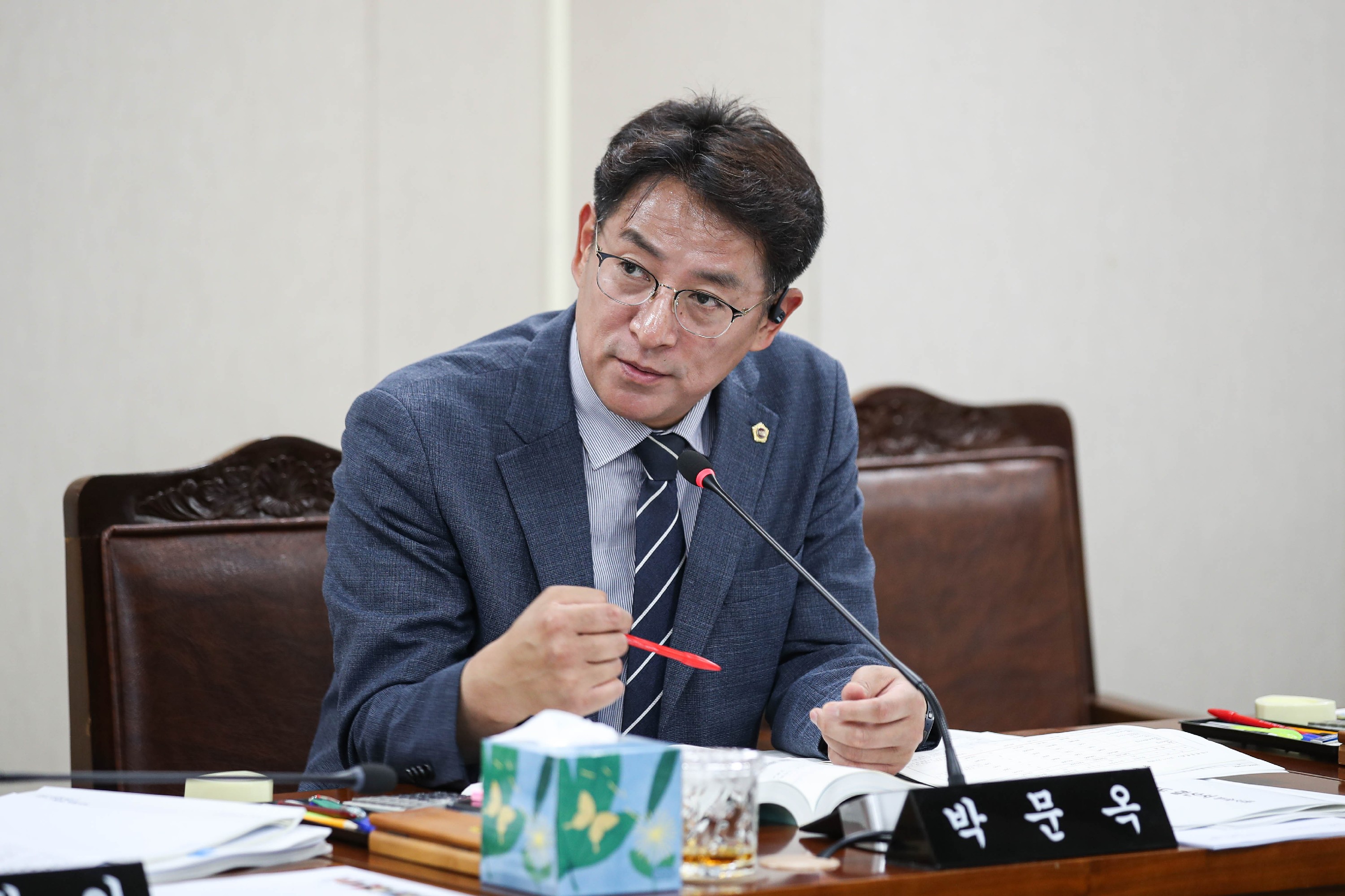 제381회 전라남도의회 제1차 정례회 안전건설소방위원회 회의 첨부이미지 : 06월03일 제381회 전라남도의회 제1차 정례회 안전건설소방위원회 회의_26.jpg