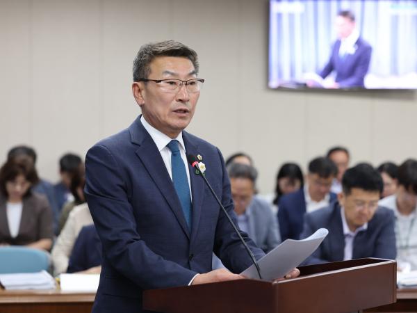 제381회 정례회 보건복지환경위원회 결산 등 회의 첨부이미지 : 24년06월03일 제381회 정례회 보건복지환경위원회 결산 등 회의 - 030.jpg