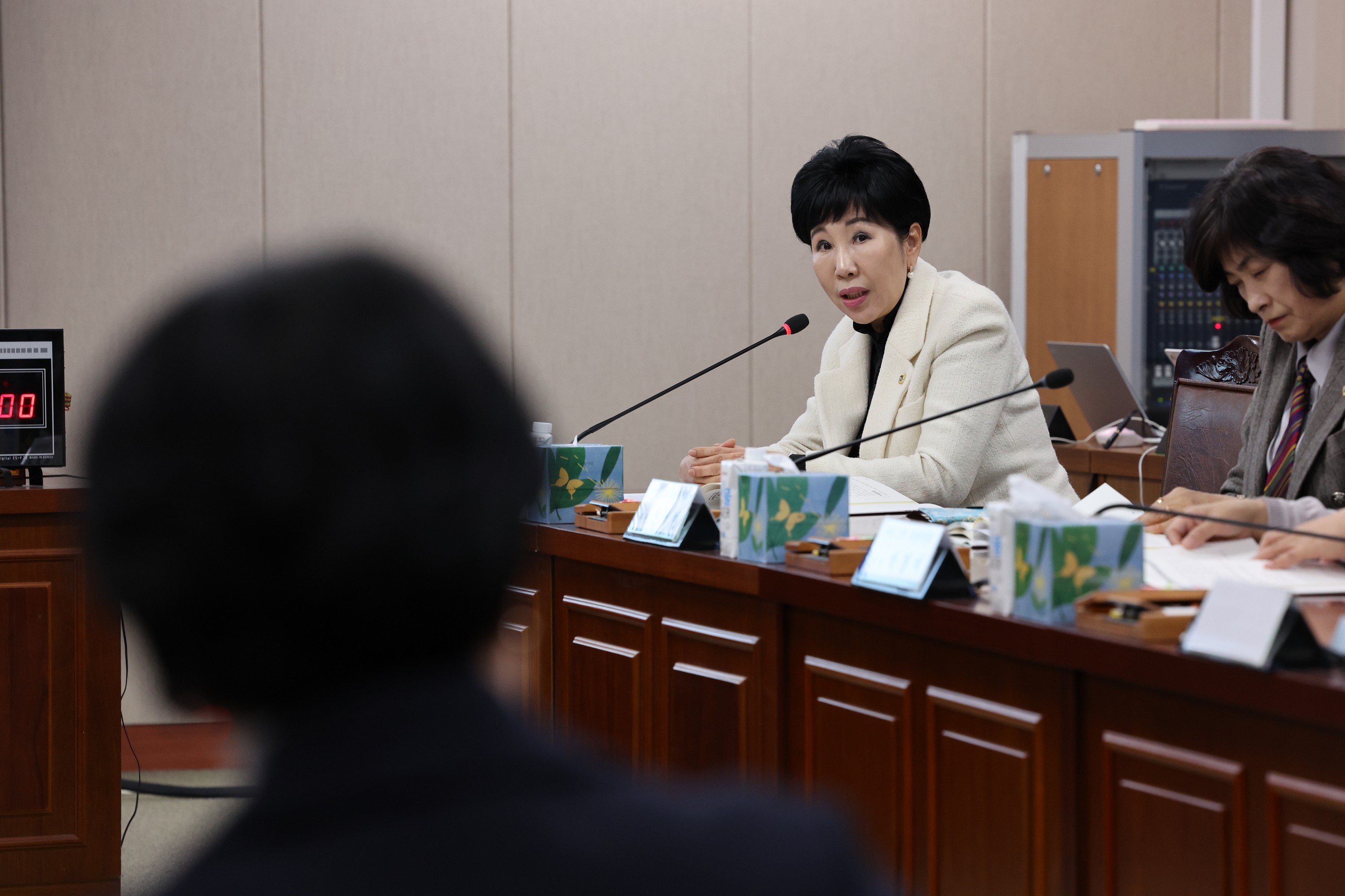 여성정책특별위원회 제2차 회의 첨부이미지 : 24년02월01일 여성정책특별위원회 제2차 회의 - 043.jpg
