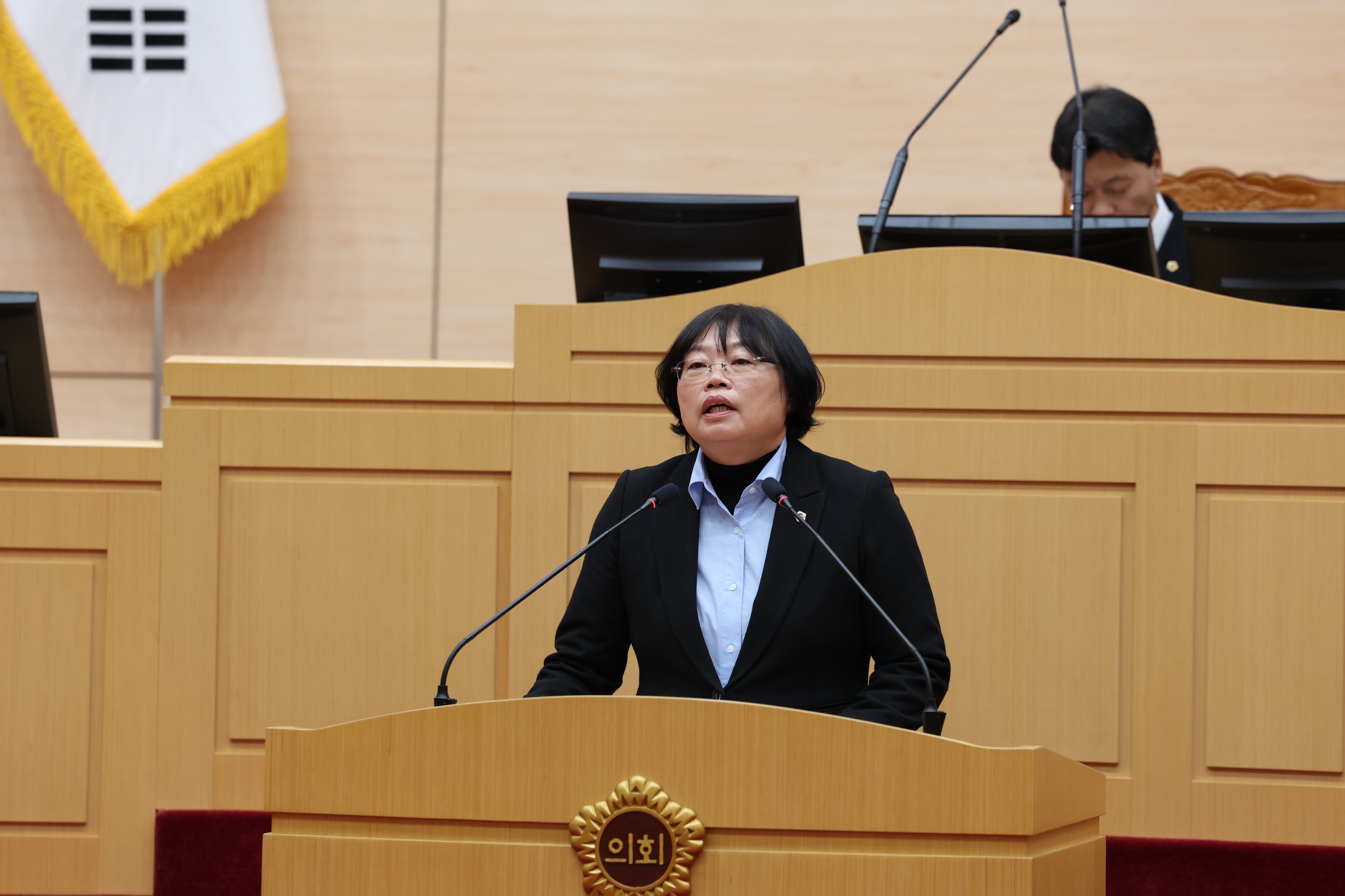 제377회 임시회 제2차 본회의 첨부이미지 : 24년02월01일 제377회 임시회 제2차 본회의 - 068.jpg