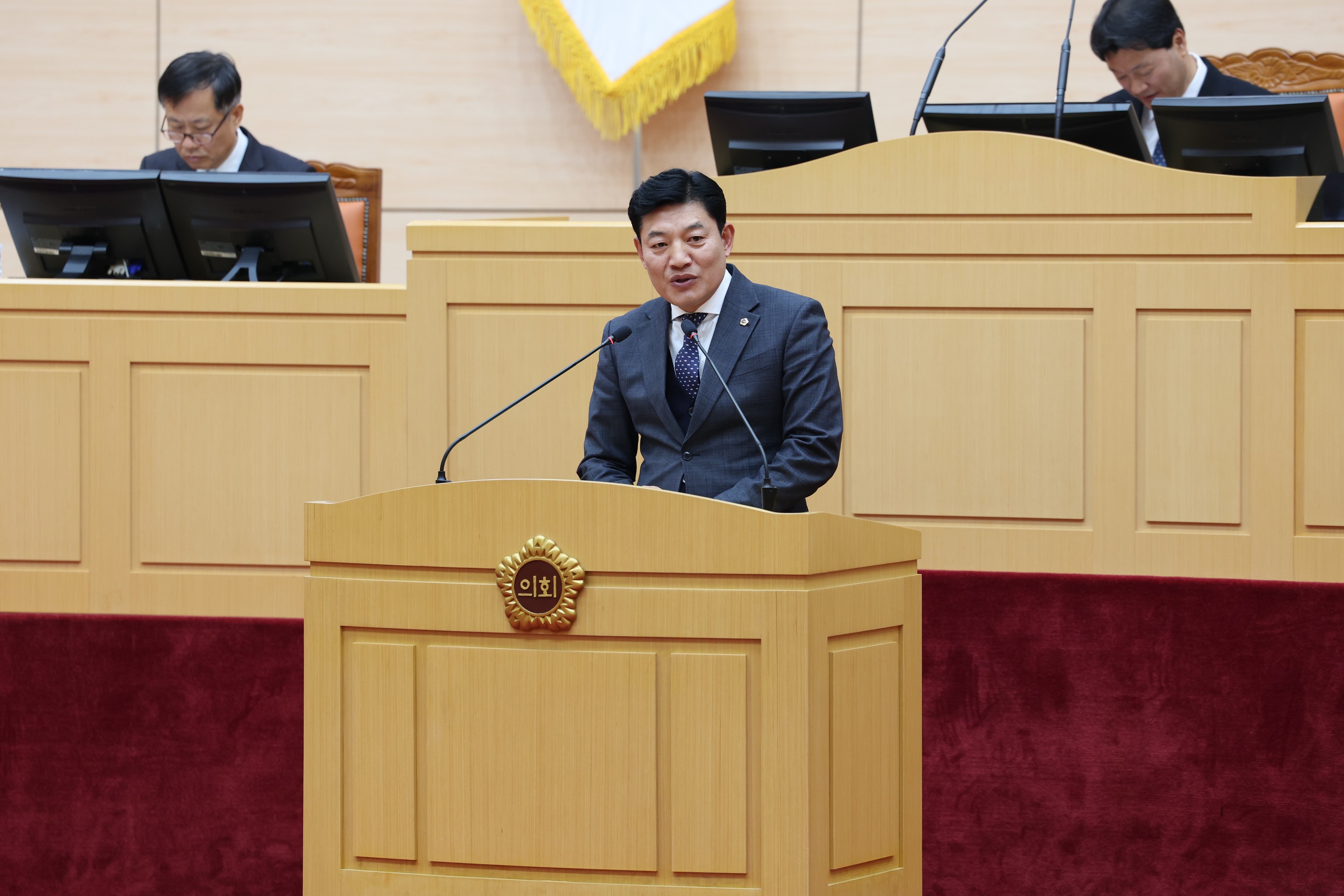 제377회 임시회 제2차 본회의 첨부이미지 : 24년02월01일 제377회 임시회 제2차 본회의 - 010.jpg