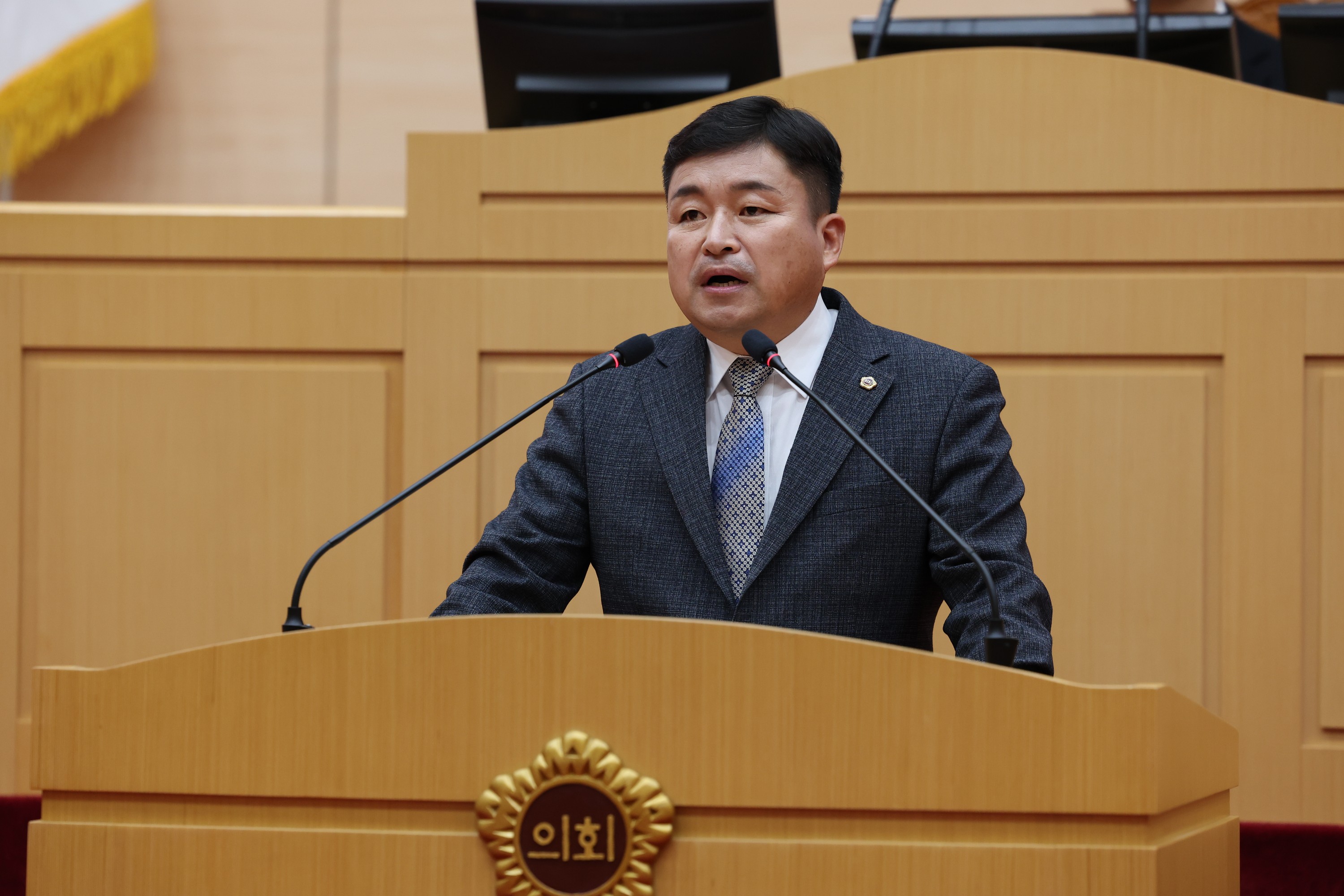 제377회 임시회 제2차 본회의 첨부이미지 : 24년02월01일 제377회 임시회 제2차 본회의 - 082.jpg
