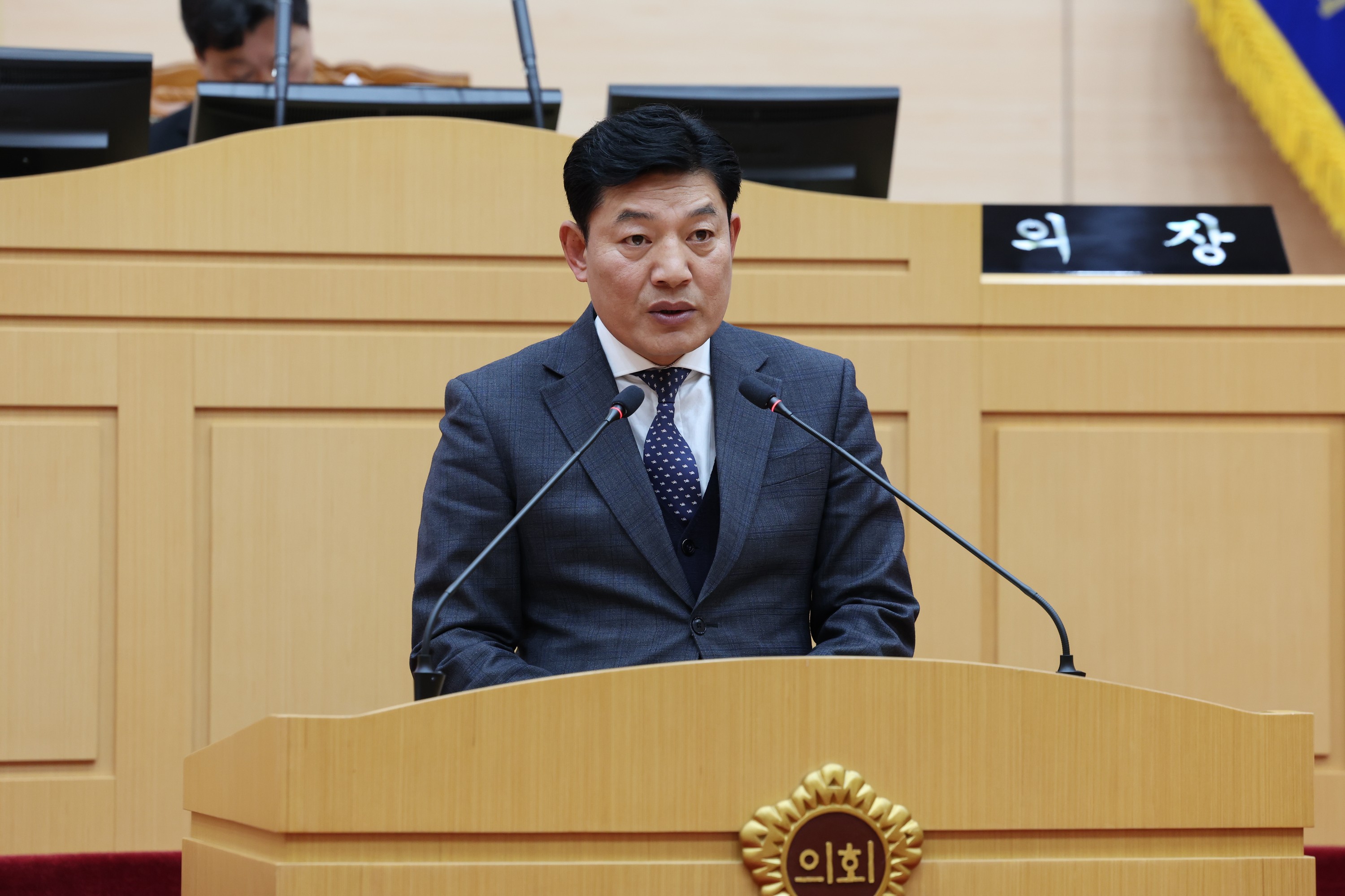 제377회 임시회 제2차 본회의 첨부이미지 : 24년02월01일 제377회 임시회 제2차 본회의 - 013.jpg