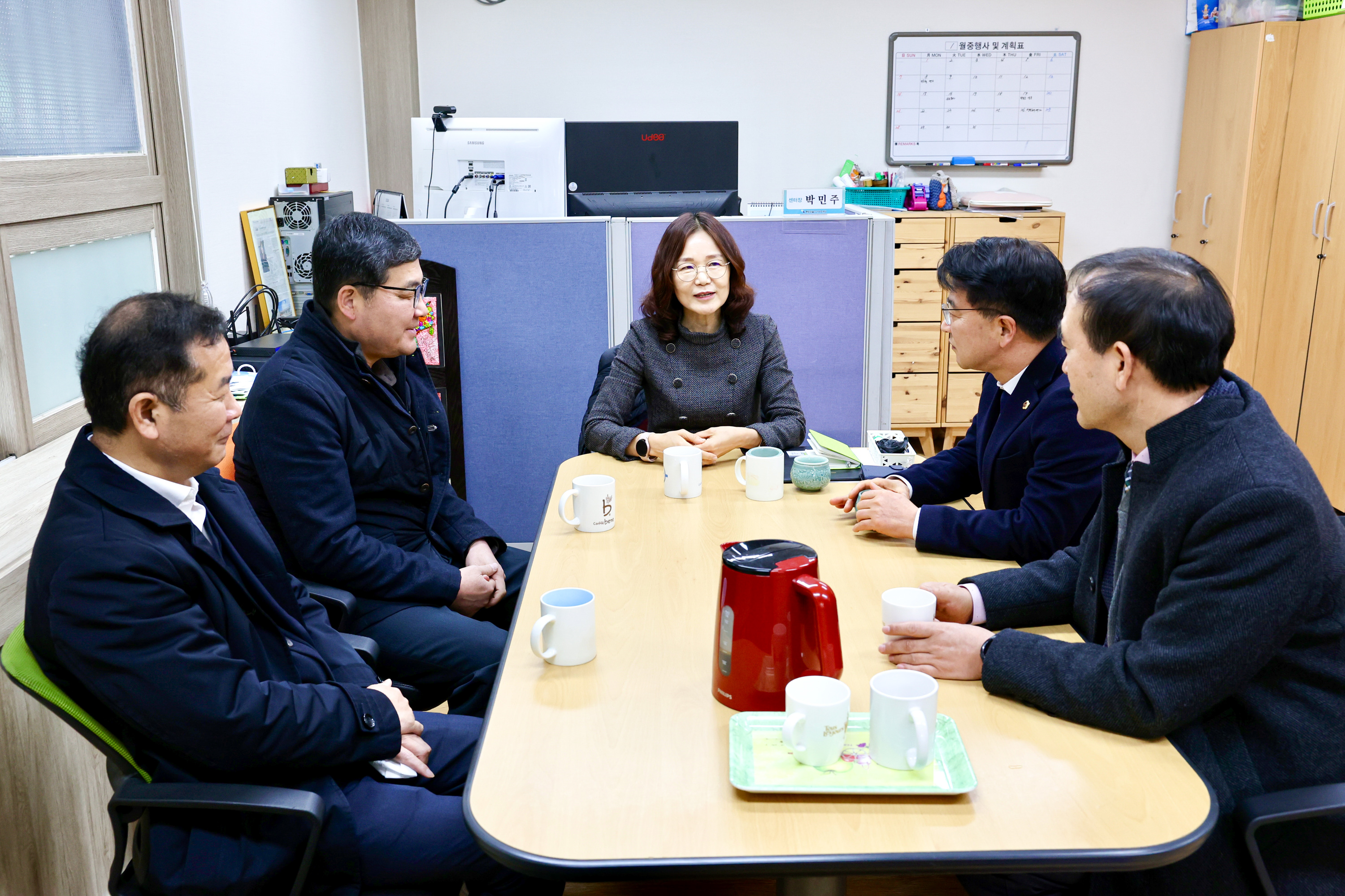 광양시 햇빛마을주간보호센터 위문 첨부이미지 : 24년02월02일 광양시 햇빛마을주간보호센터 위문 -03.jpg