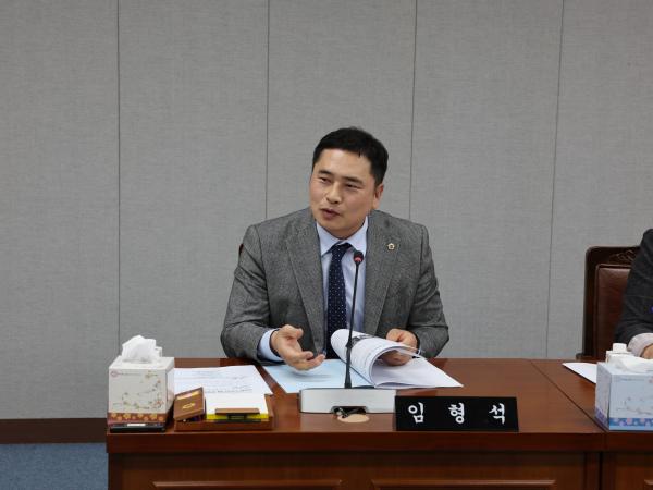 전라남도 노후산업단지 특별위원회 현황 보고회 첨부이미지 : 24년02월01일 전라남도 노후산업단지 특별위원회 현황 보고 - 009.jpg