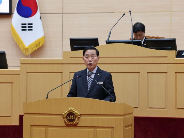 제377회 임시회 제2차 본회의 첨부이미지 : 24년02월01일 제377회 임시회 제2차 본회의 - 017.jpg
