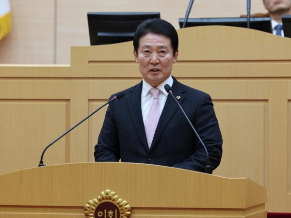 제377회 임시회 제2차 본회의 첨부이미지 : 24년02월01일 제377회 임시회 제2차 본회의 - 055.jpg