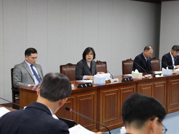 전라남도 노후산업단지 특별위원회 현황 보고회 첨부이미지 : 24년02월01일 전라남도 노후산업단지 특별위원회 현황 보고 - 019.jpg