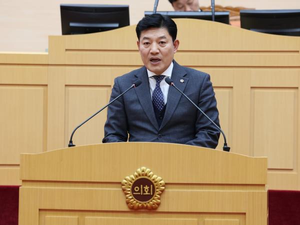 제377회 임시회 제2차 본회의 첨부이미지 : 24년02월01일 제377회 임시회 제2차 본회의 - 012.jpg