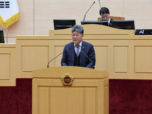 제377회 임시회 제2차 본회의 첨부이미지 : 24년02월01일 제377회 임시회 제2차 본회의 - 076.jpg