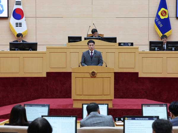 제377회 임시회 제2차 본회의 첨부이미지 : 24년02월01일 제377회 임시회 제2차 본회의 - 032.jpg