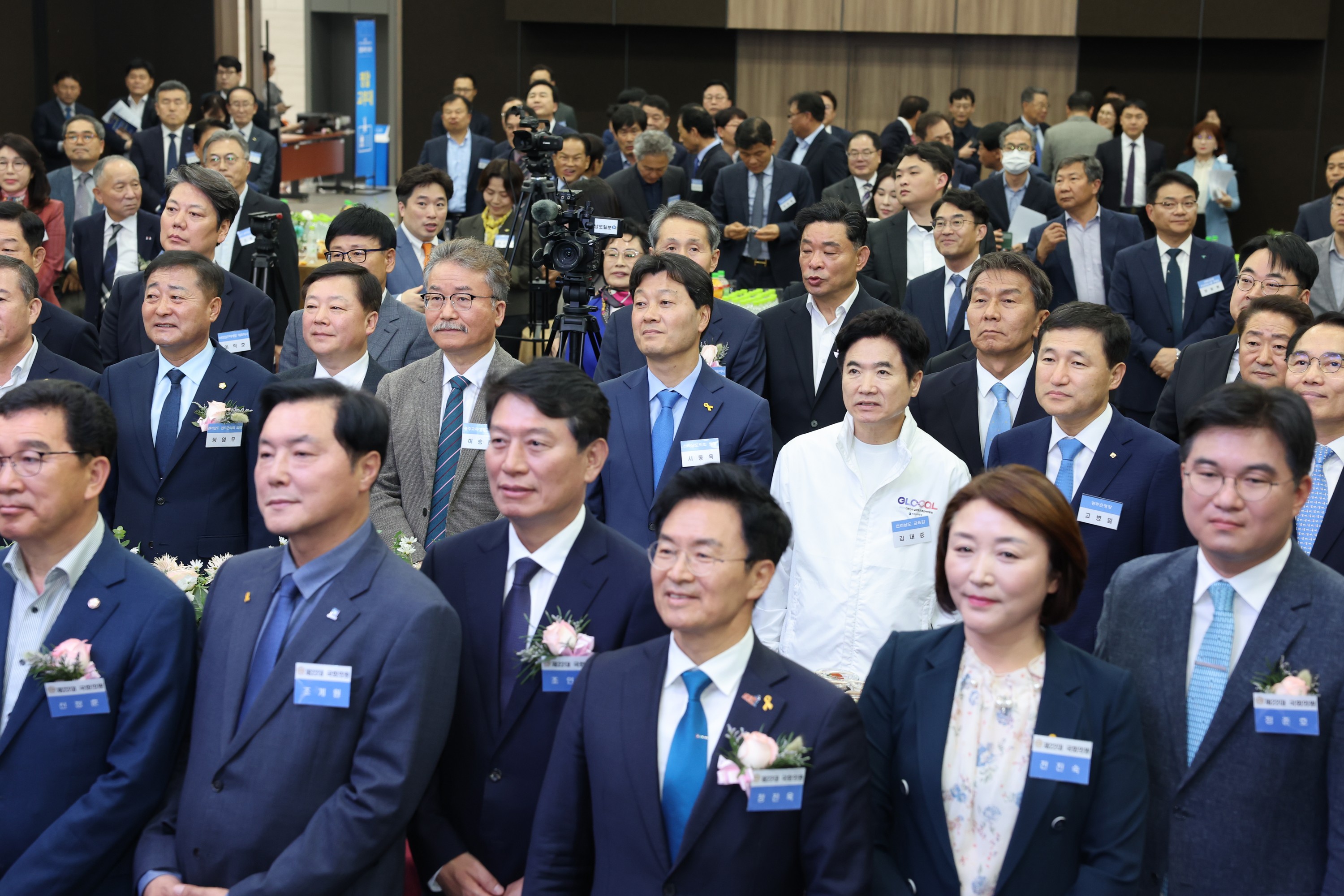 광주.전남 국회의원 당선자 초청 합동 축하 인사회 첨부이미지 : 24년04월23일 광주.전남 국회의원 당선자 초청 합동 축하 인사회 - 060.jpg