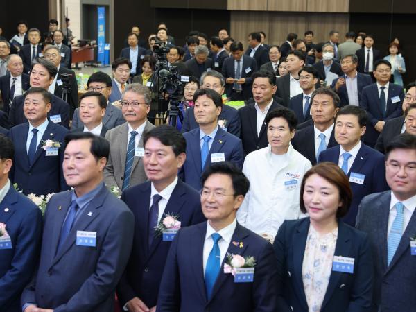 광주.전남 국회의원 당선자 초청 합동 축하 인사회 첨부이미지 : 24년04월23일 광주.전남 국회의원 당선자 초청 합동 축하 인사회 - 060.jpg