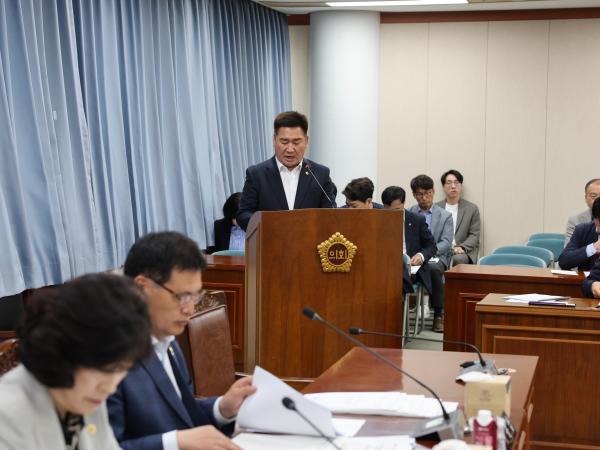 제379회 임시회 기획행정위원회 회의 첨부이미지 : 24년04월23일 제379회 임시회 기획행정위원회 회의 - 006.jpg