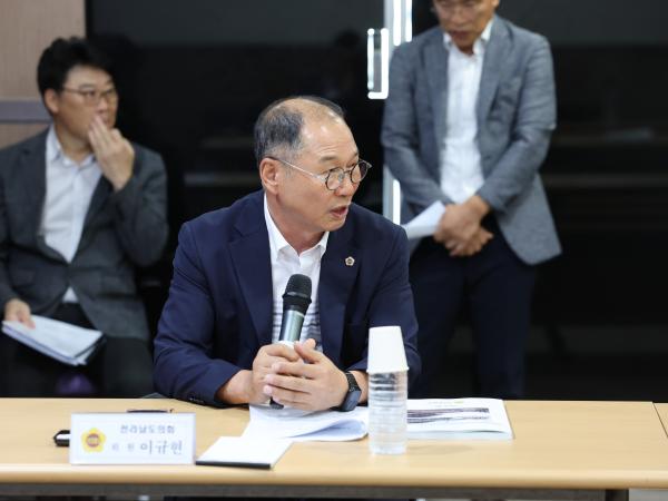 제383회 임시회 경제관광문화위원회 F1조직위 현지활동 첨부이미지 : 24년07월25일 제383회 임시회 경제관광문화위원회 F1조직위원회 현지활동 - 018.jpg