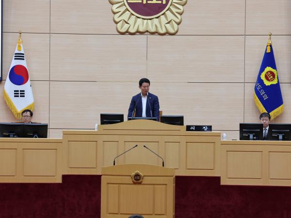 제380회 임시회 제3차 본회의 도정 및 교육행정 질문 첨부이미지 : 24년05월22일 제380회 임시회 제3차 본회의 도정 및 교육행정 질문 - 037.jpg