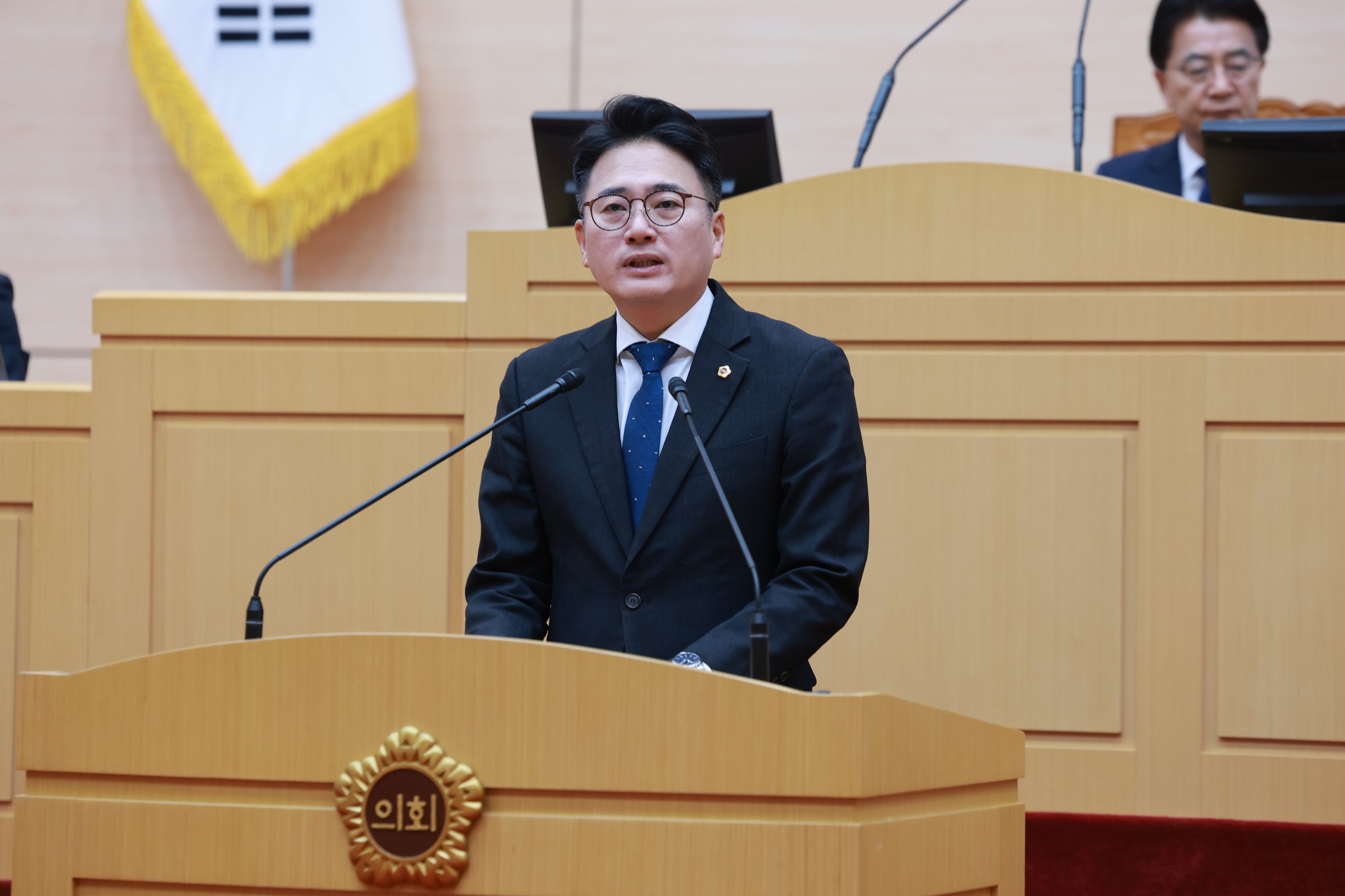 25년12월16일 제395회 제2차 정례회 제4차 본회의 - 0136