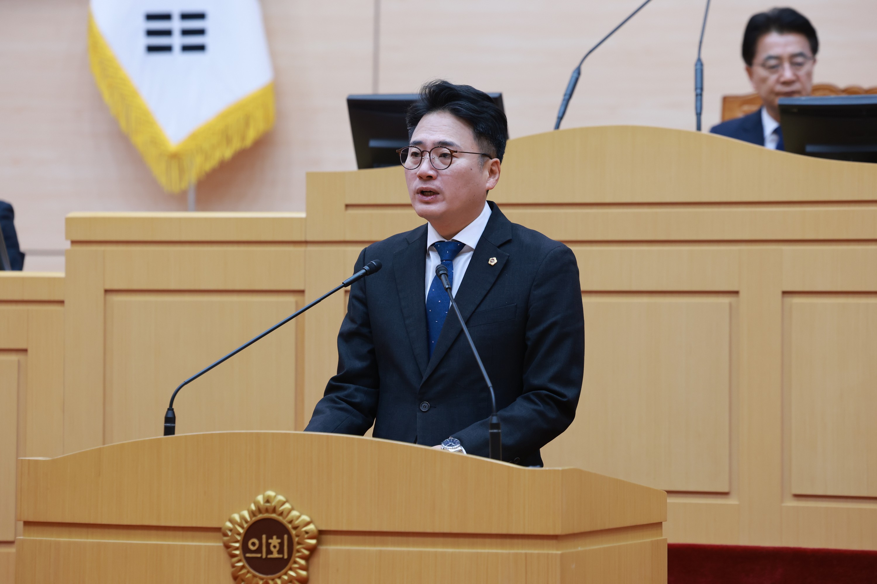 25년12월16일 제395회 제2차 정례회 제4차 본회의 - 0144