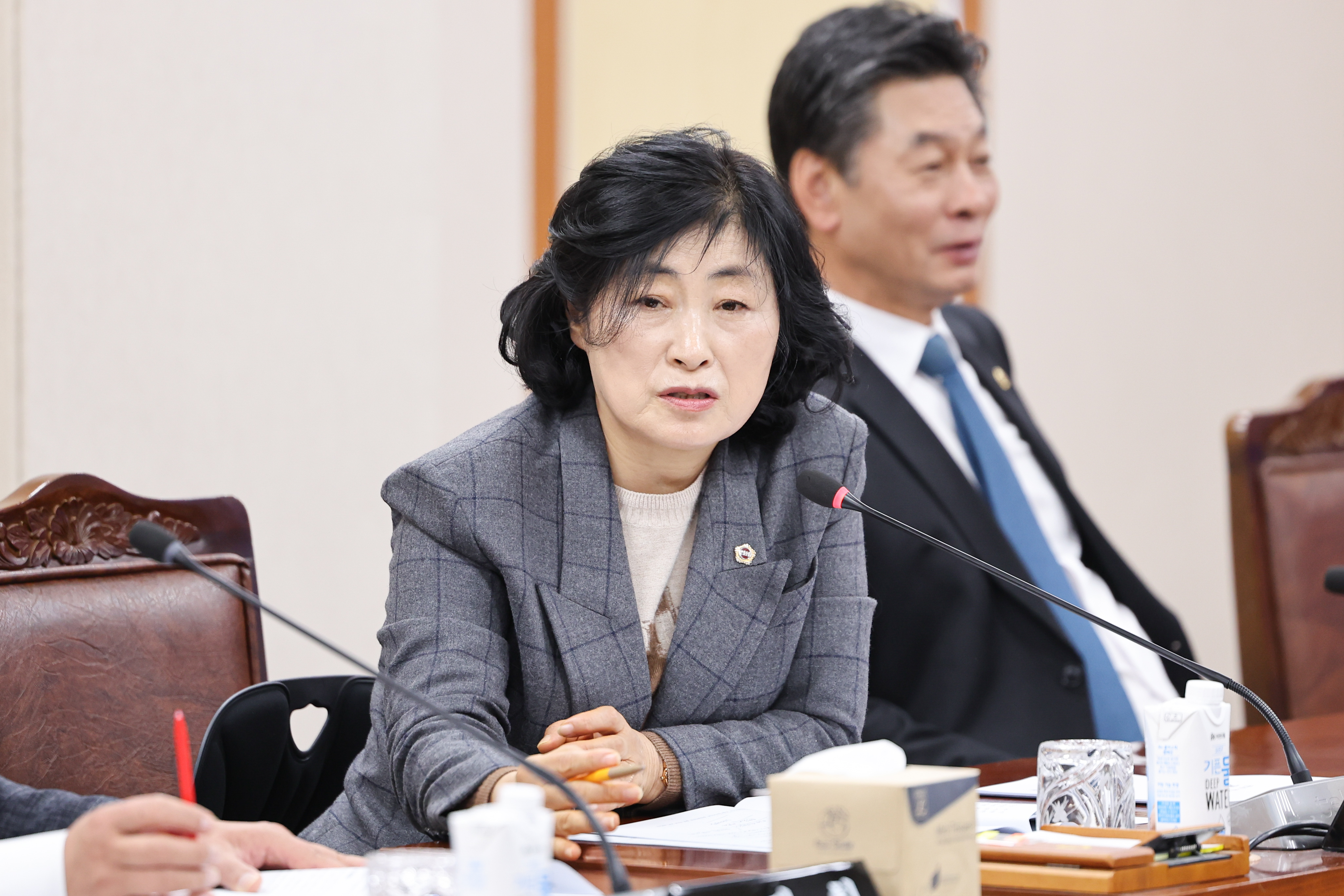 25년12월11일 제395회 제2차 정례회 기획행정위원회 회의 (15)1