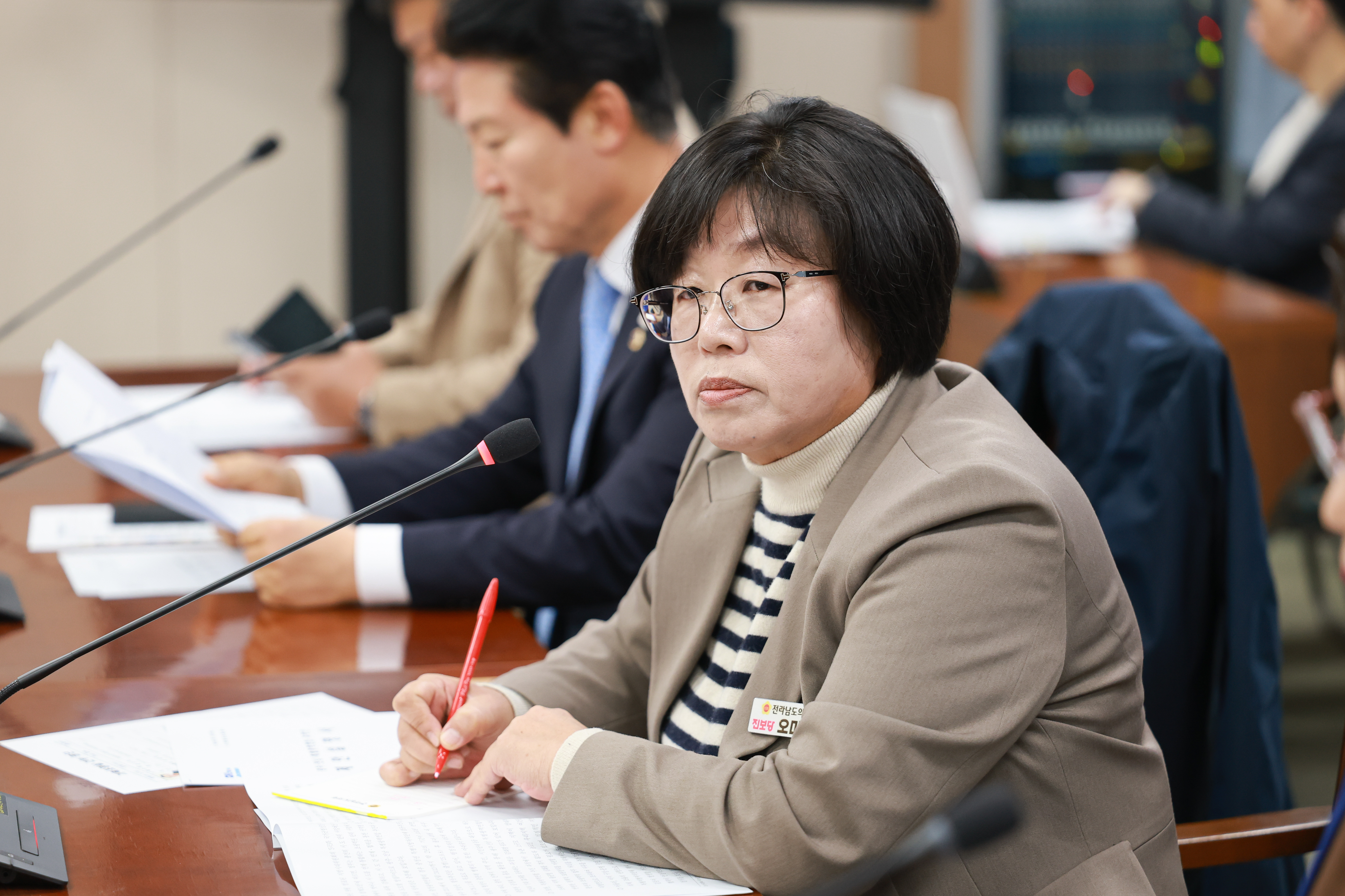 25년12월11일 제395회 제2차 정례회 기획행정위원회 회의 (6)5