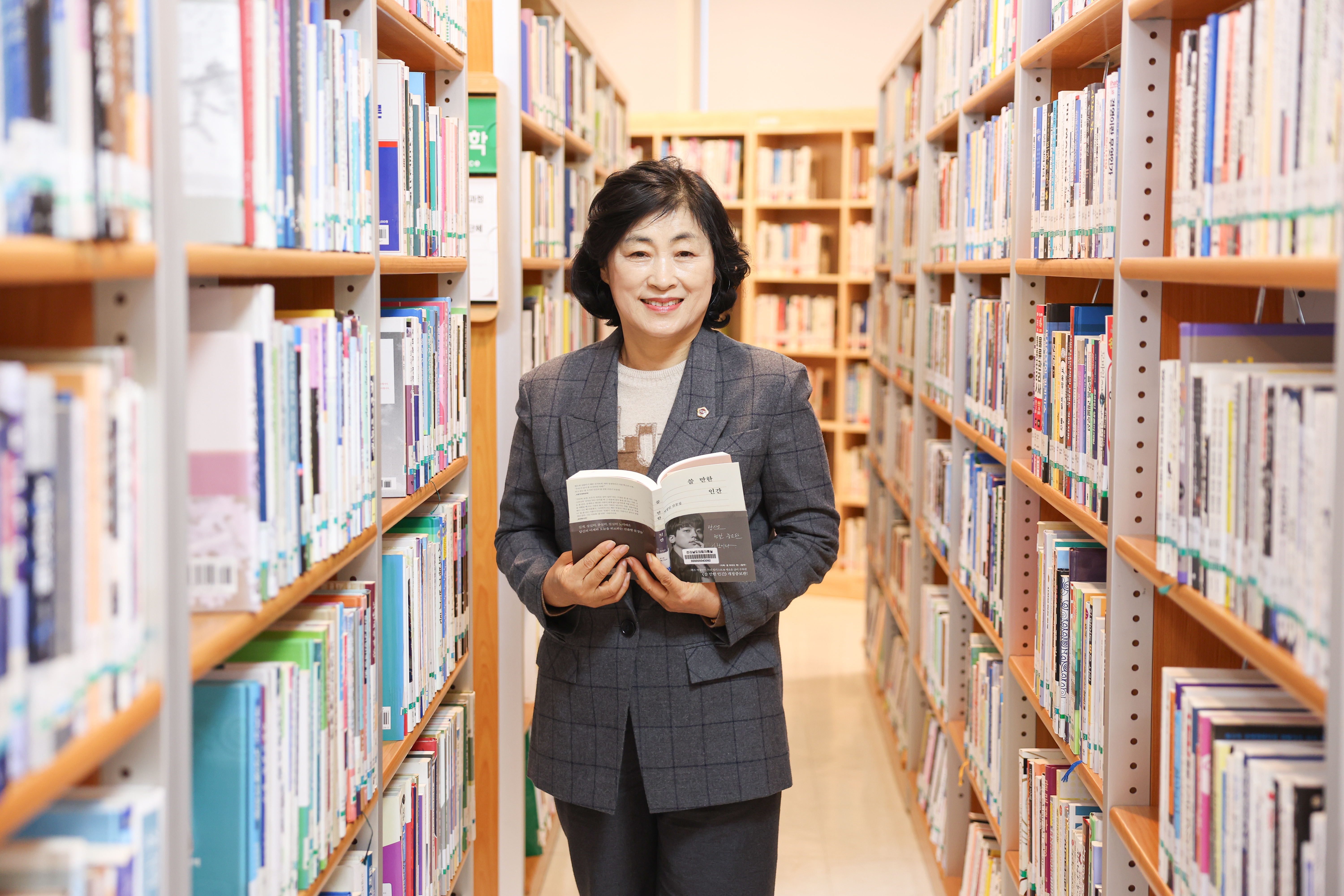 25년12월11일 전라남도의회 소식지 촬영_ 전서현 의원 (7)7