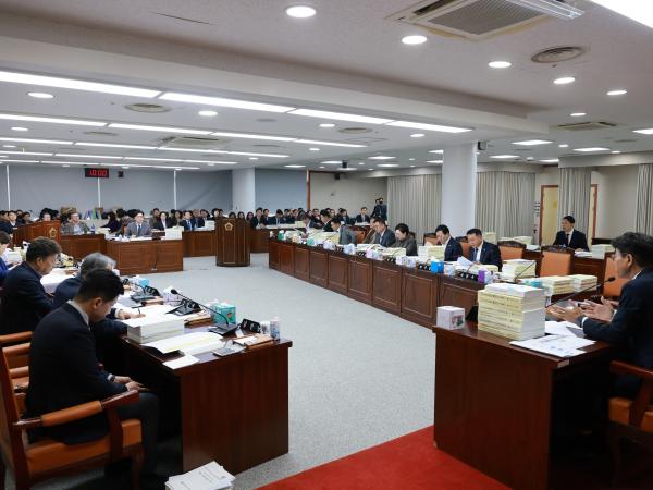 25년12월11일 전라남도교육비특별회계 2026년도 예산안 심사 - 010 5