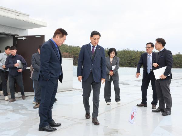 25년12월11일 제395회 제2차 정례회 기획행정위원회 현지활동 (16) 3