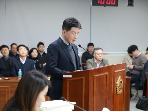 25년12월11일 전라남도교육비특별회계 2026년도 예산안 심사  - 018 2