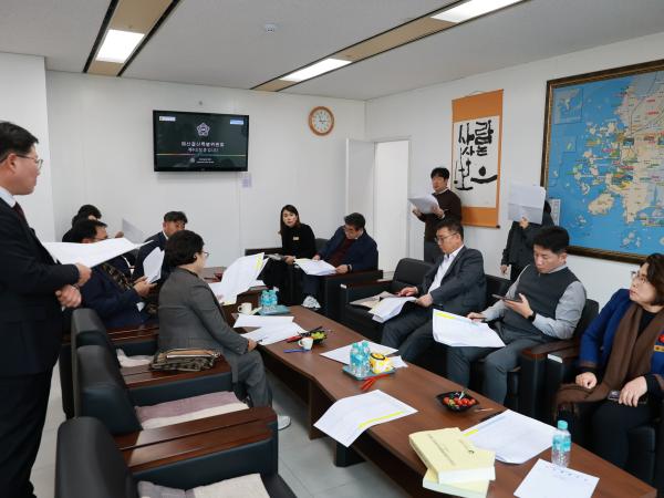 25년12월11일 전라남도교육비특별회계 2026년도 예산안 심사  - 011 8