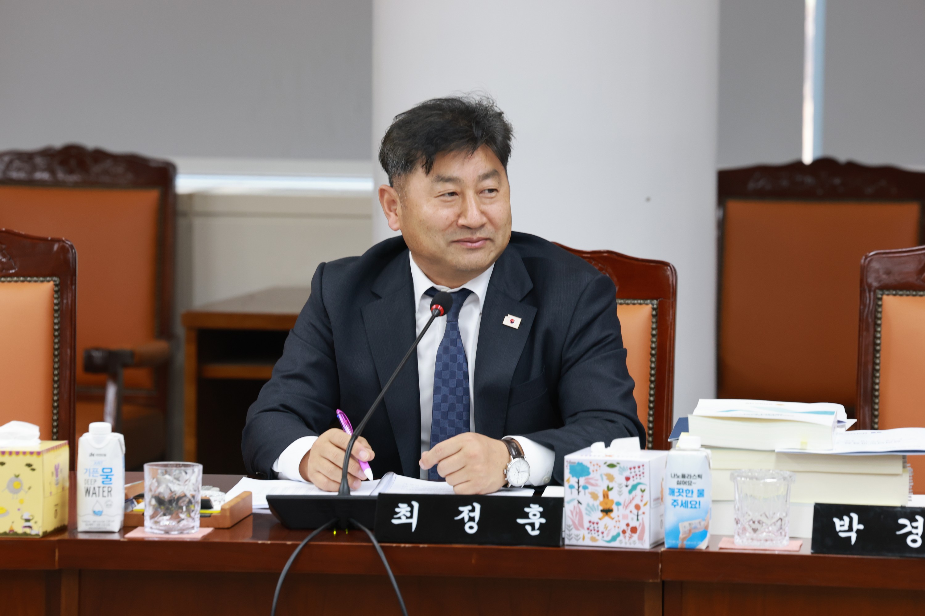 25년12월10일 전라남도교육비특별회계 2026년도 예산안 심사 - 1003