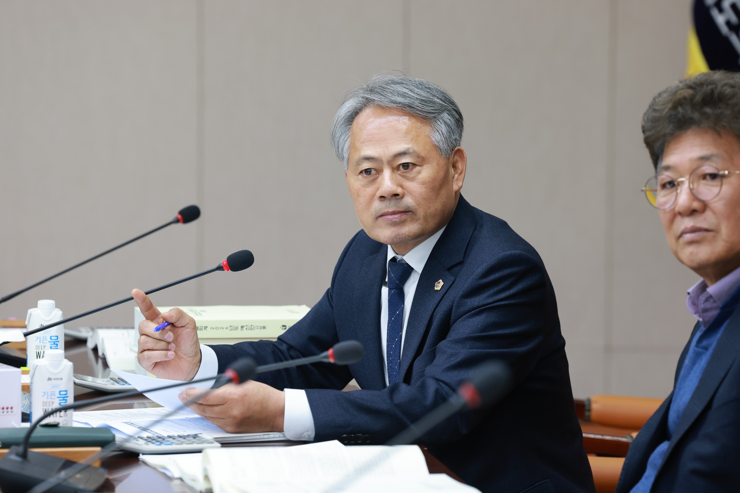 25년12월10일 전라남도교육비특별회계 2026년도 예산안 심사 - 11010