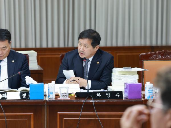 25년12월10일 전라남도교육비특별회계 2026년도 예산안 심사 - 056 6