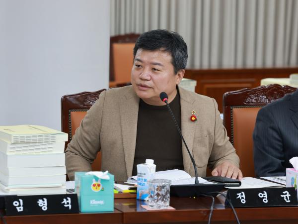 25년12월10일 전라남도교육비특별회계 2026년도 예산안 심사 - 025 3