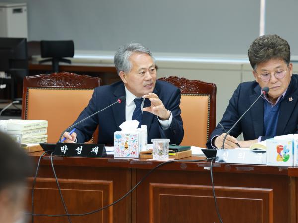 25년12월10일 전라남도교육비특별회계 2026년도 예산안 심사 - 104 4